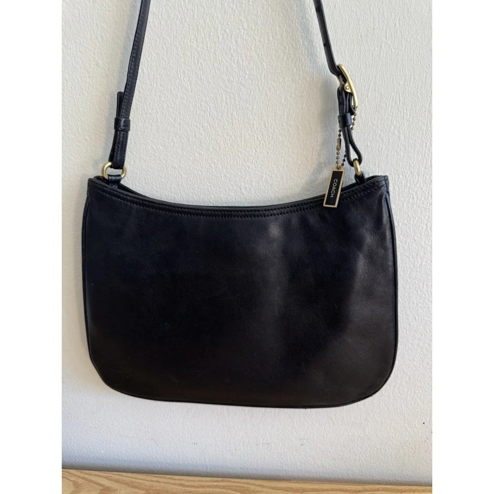 Vintage COACH Y2K Black Leather Baguette Shoulder Bag E1K-8165